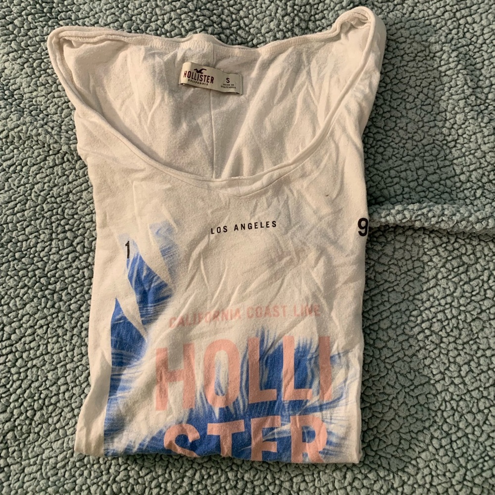 Hollister soft tee